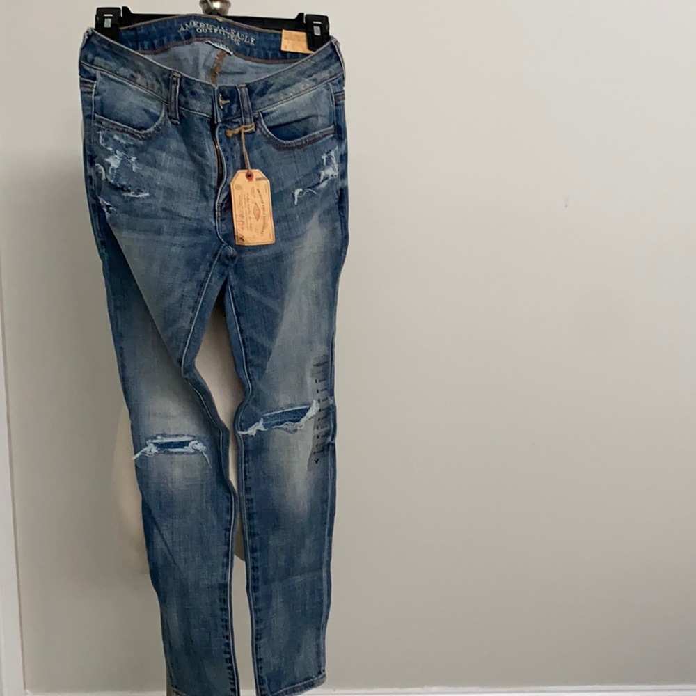 New with tags American Eagle super stretch denim jogging a